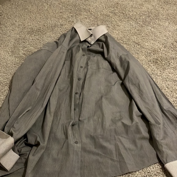 3 button down long sleeves. All Stacy Adams. - Picture 5 of 6